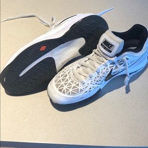 Nike ZOOM CAGE 2 Men’s size 7